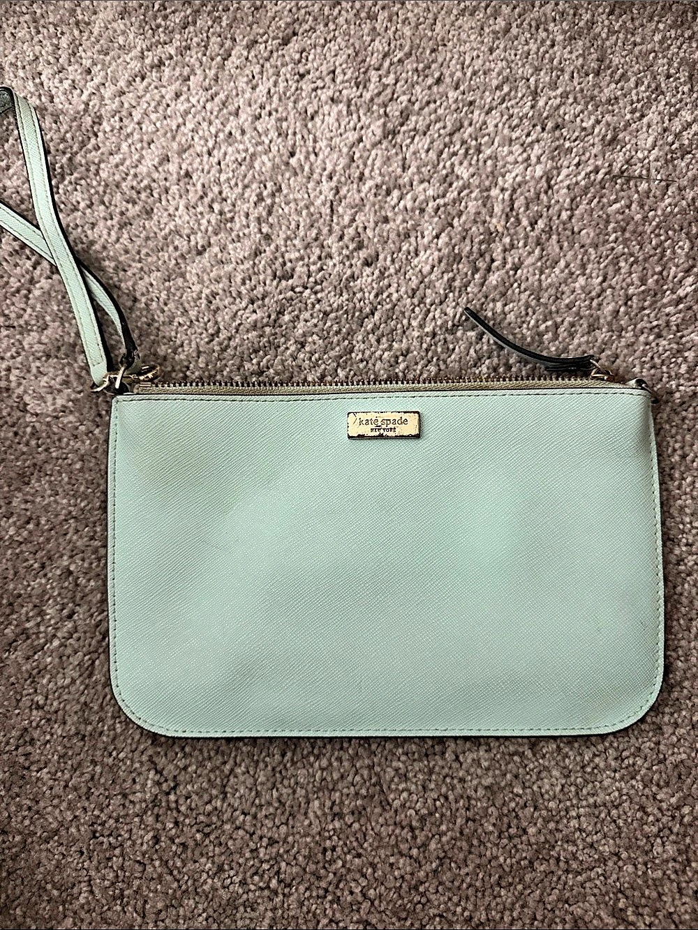 kate spade new york wristlet